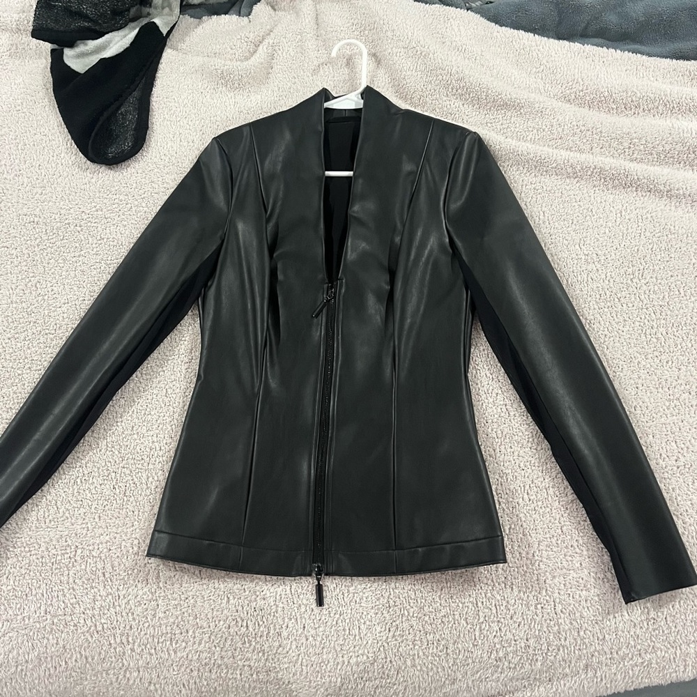 WOLFORD -Jenna zip-front blazer - Black- size 6 NWT - Picture 5 of 6